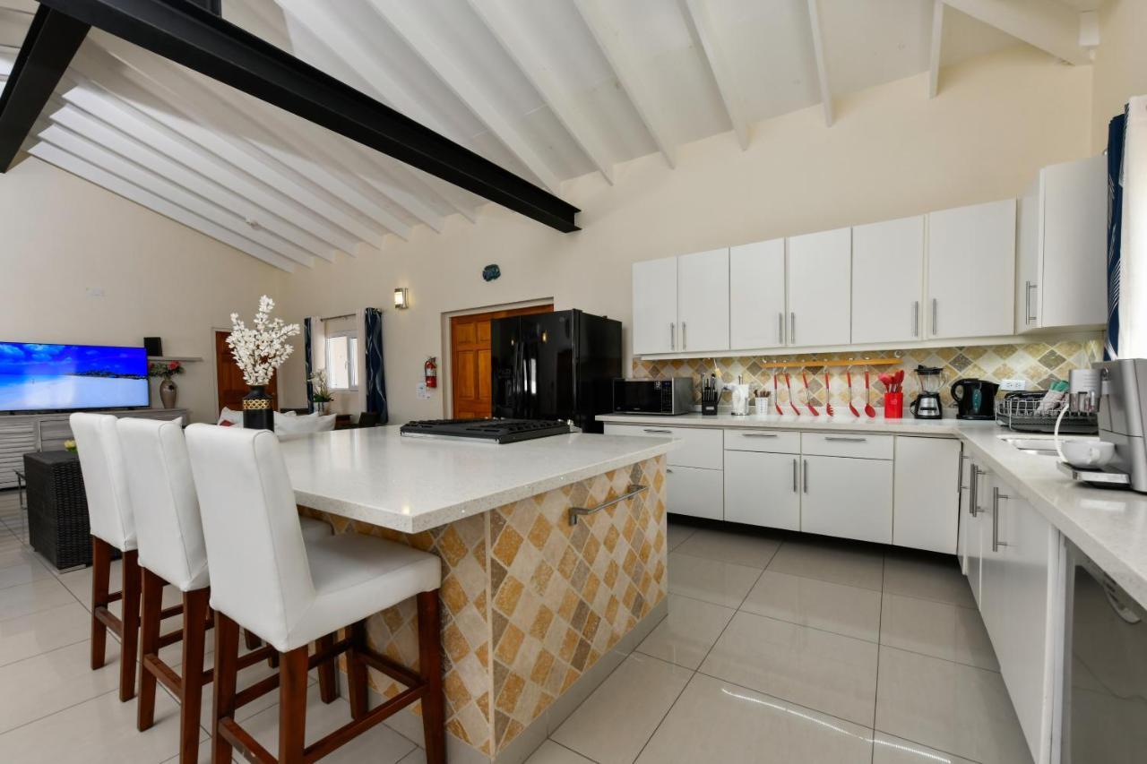 Villa Swiss Paradise With Private Pool Palm Beach Exteriör bild